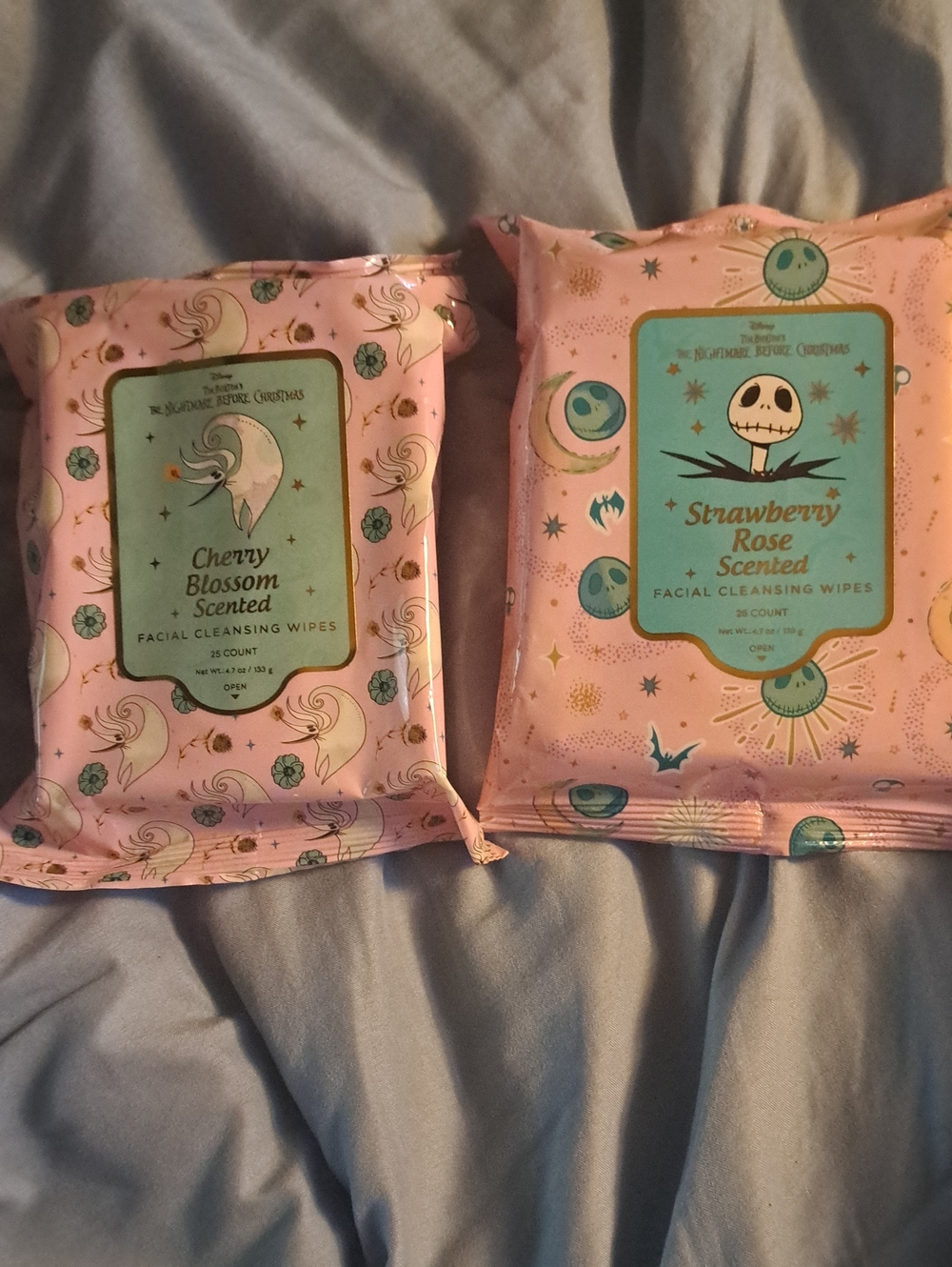 NIB Disney The Nightmare Before Christmas 2-Pack Scented Facial Cleansing Wipes